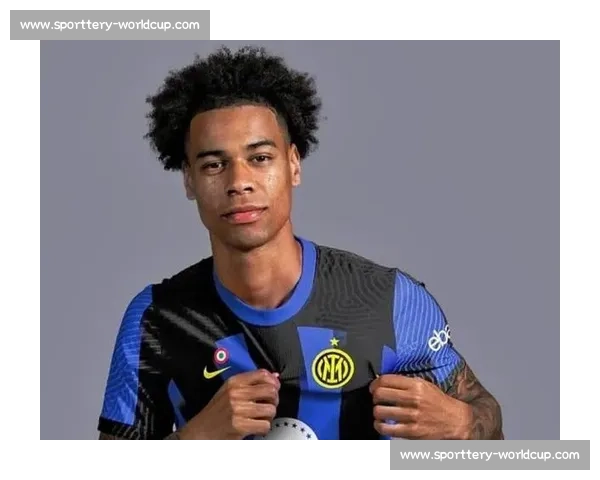 尤文 1250 万欧闪电截胡科斯塔！冬窗转会击退五强锁定未来防线核心