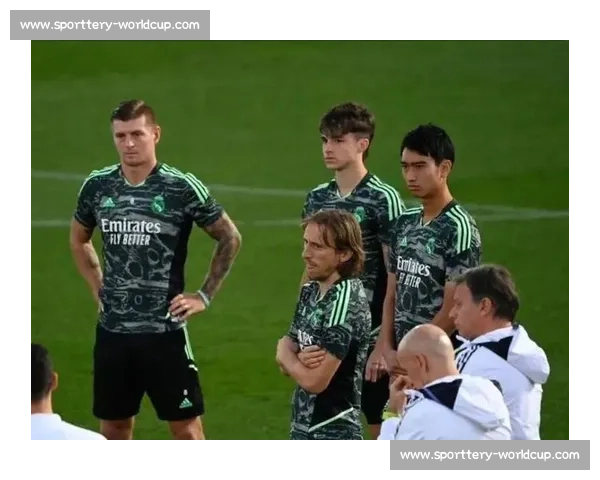 阿斯报预测尤文三叉戟回归战皇马：战术失衡难敌银河战舰，迪格雷戈里奥成唯一亮点