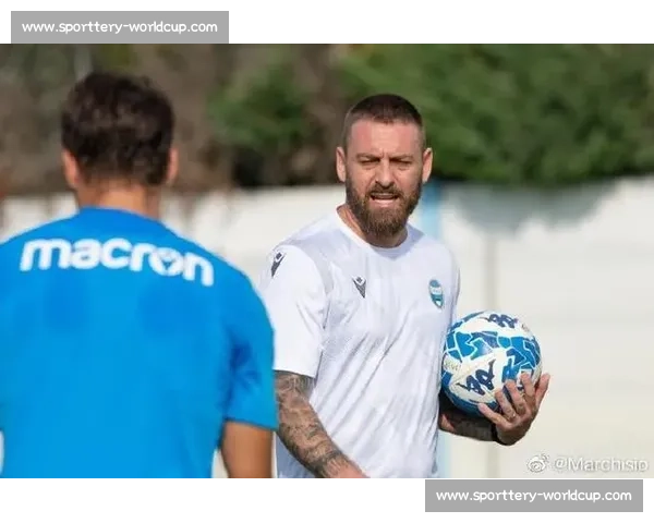 桑普戏剧性保级留意乙，德罗西执教进入实质性谈判