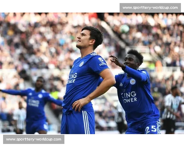 莱斯特城黄金一代重聚！瓦尔迪携家人与马奎尔、麦迪逊共享阿尔加维假期